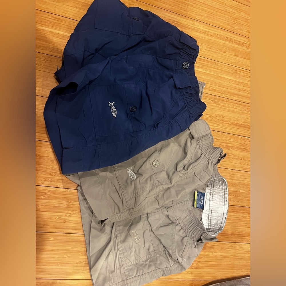 Boys aftco shorts size 24 (3 pairs)